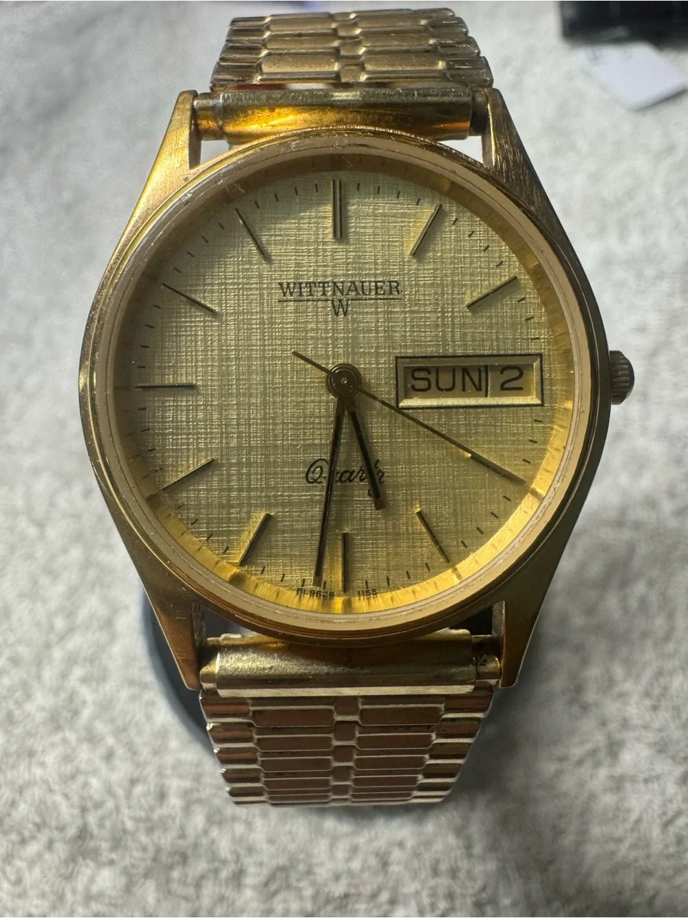 Men's Gold-Tone Quartz Watch with Day-Date - Gold